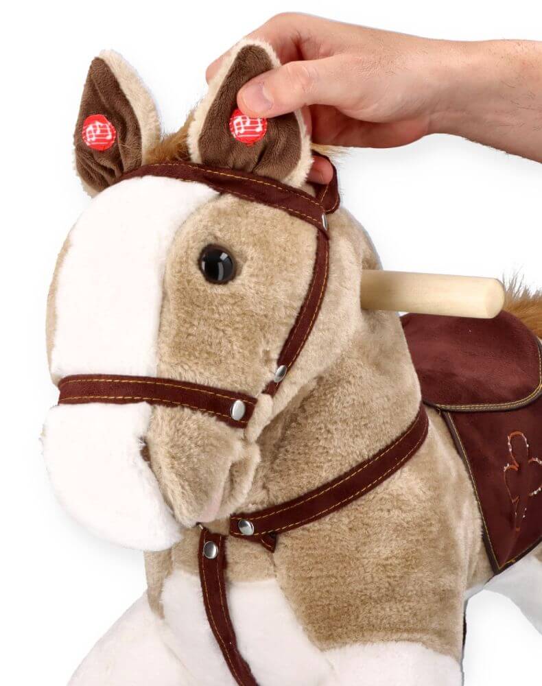 Mustang na kołach Pluszowy konik interaktywny z dźwiękiem i siodłem 3+
