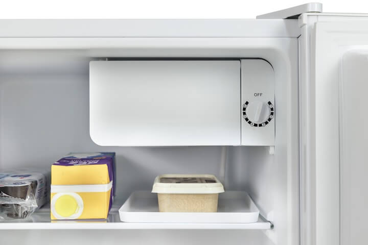 Mała lodówka Biurowa Hotelowa Minibar Działka 43 L biała